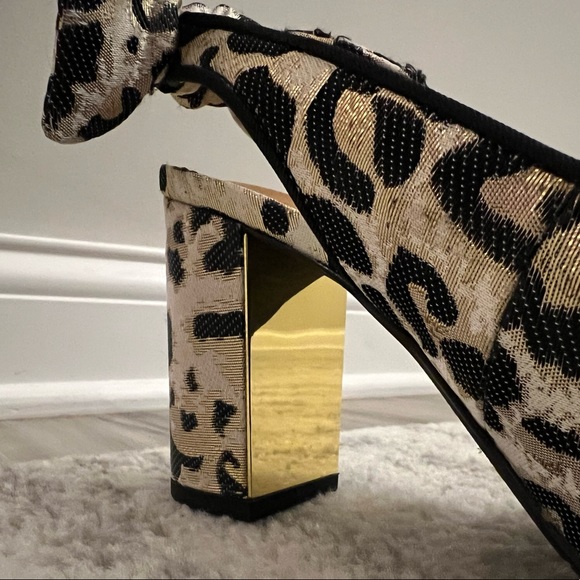 J. Renee Brietta Leopard Slingback Block Heels ๐ - Picture 14 of 16
